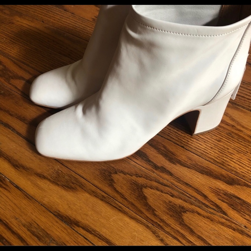 Franco Sarto Jacoby White square toe boots - Picture 2 of 8